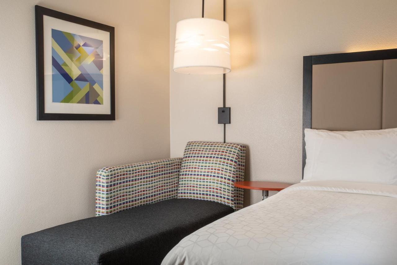 Holiday Inn Express Prescott By Ihg Екстериор снимка
