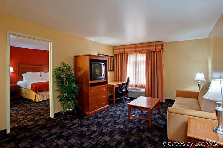 Holiday Inn Express Prescott By Ihg Стая снимка