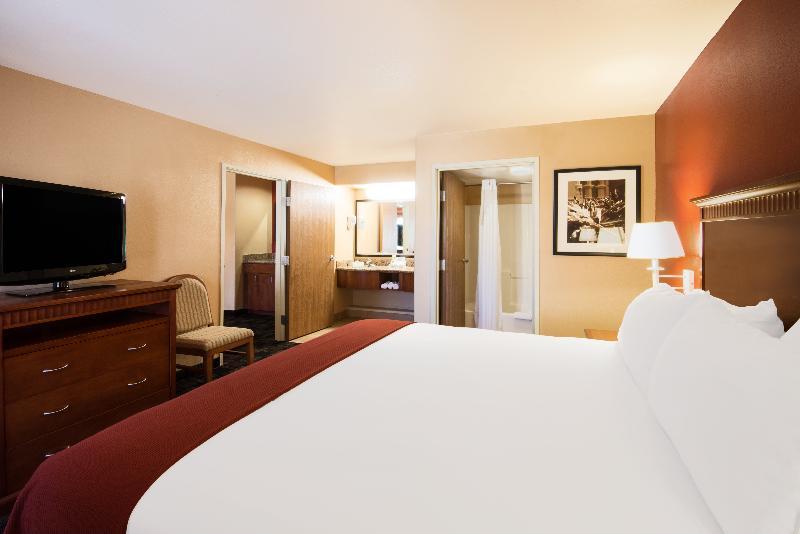 Holiday Inn Express Prescott By Ihg Екстериор снимка